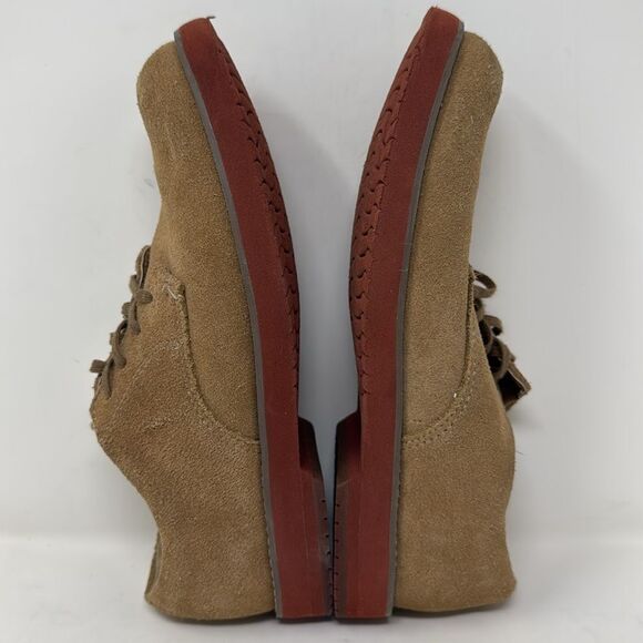 Sperry Topsider Tevin Boys shoes, size 5.5, the color is “dirty buck” - Picture 6 of 13